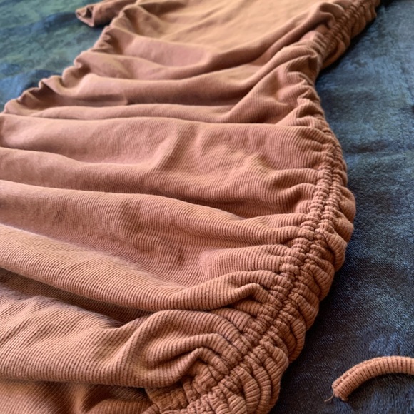 Zara Rust Ribbed Knit Top - Picture 3 of 4